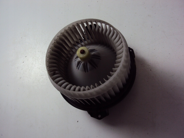 фото №1, Повітродувка обдув toyota rav4 iv 13-