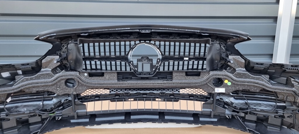 фото №9, Mercedes c klasa w206 бампер перед оригинал c140