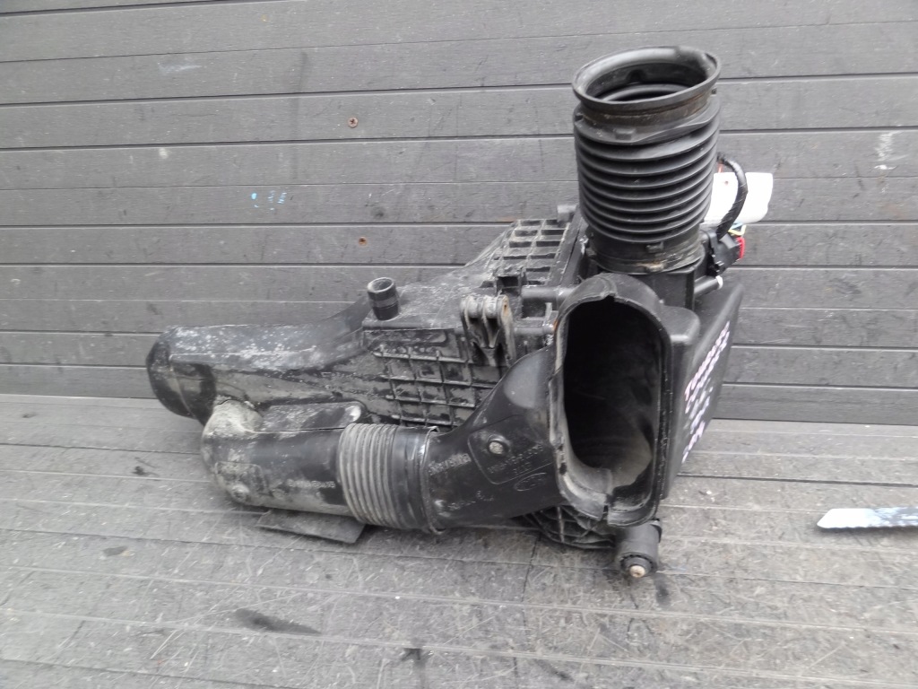 фото №1, Ford tourneo courier 2014 1,6 tdci корпус фильтра