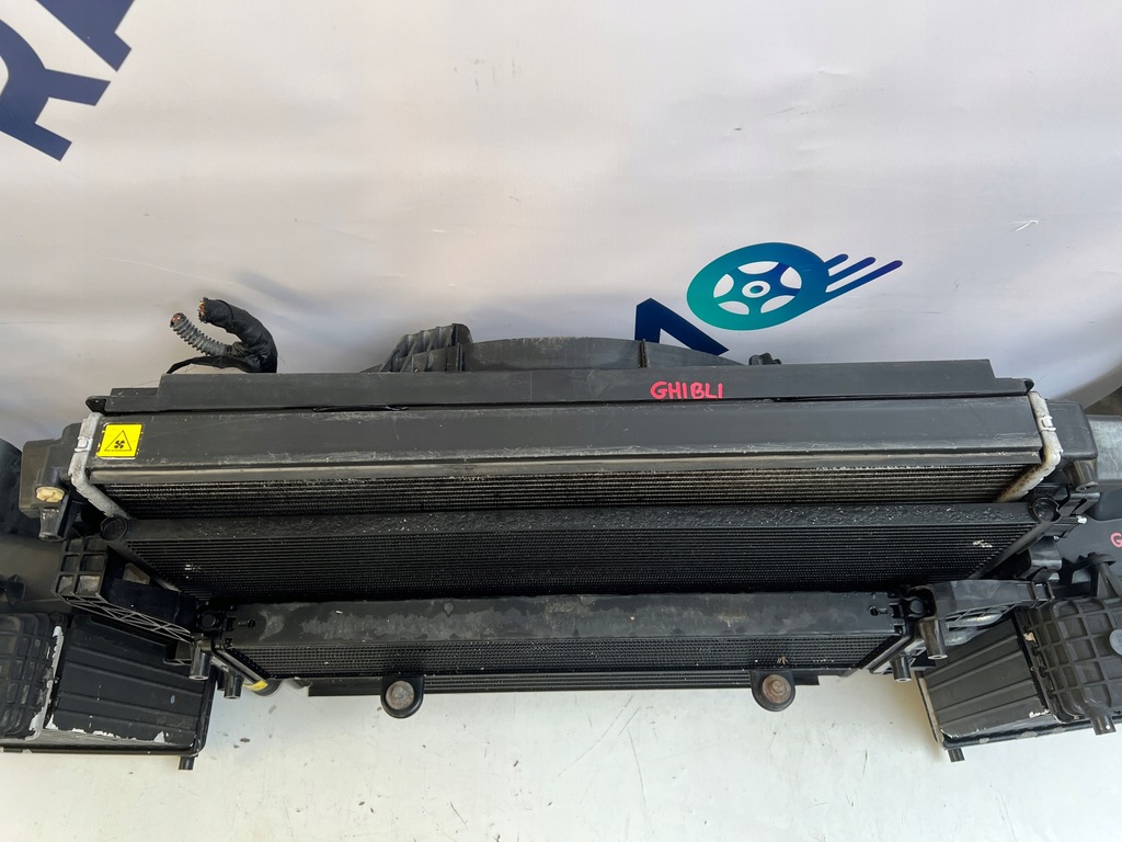 фото №12, Pas передній радіатор комплект радіатор балка maserati ghibli 3.0d дизель