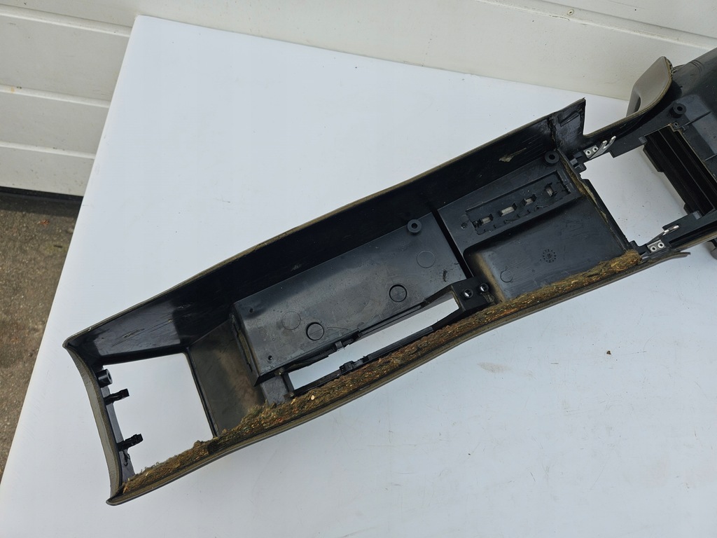 фото №14, Туннель средний консоль средняя audi v8 d11 светлая механическая коробка передач