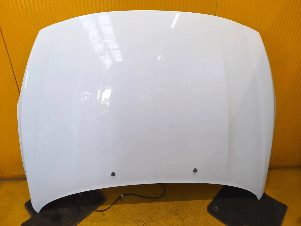 фото №1, Volvo v60 i капот przed liftem 30779059 11r. 614-46