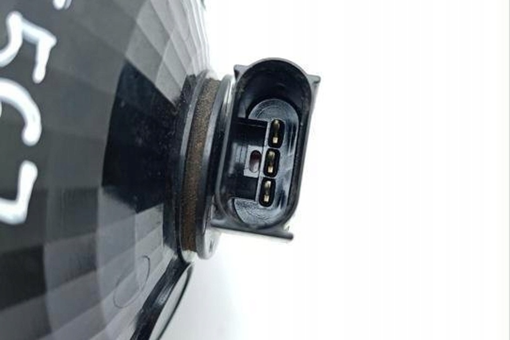 фото №11, Лампа права задня chevrolet corvette c6 10440716 бензиновий 298kw 2005