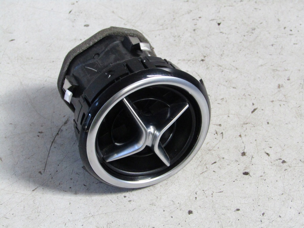 фото №1, Mercedes-benz w246 ґрати обдув a2468303900 lift