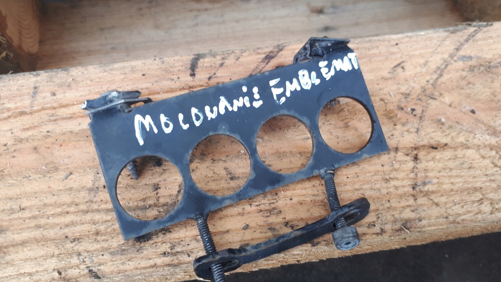 фото №8, Dodge challenger кронштейн емблема srt8