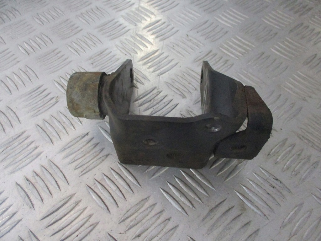 фото №1, Кронштейн кронштейн toyota avensis t22 1.6