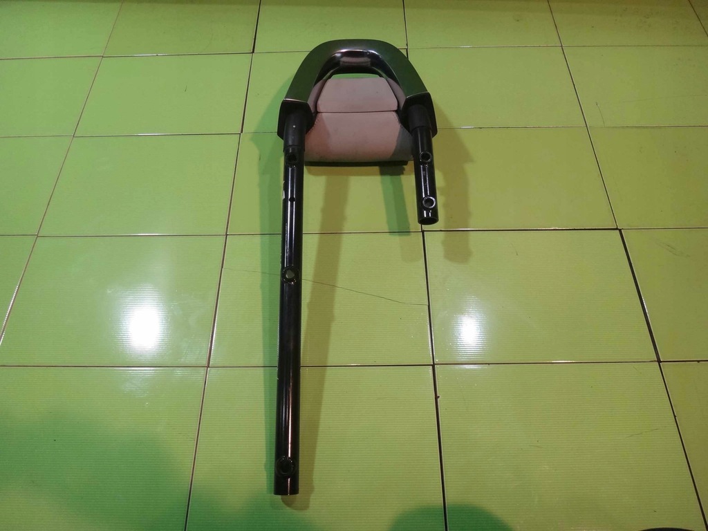 фото №4, A3 8p lift 09r cabrio підголівник лівий задня