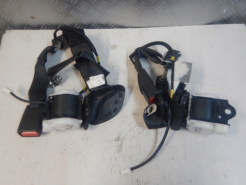 фото №1, Infiniti fx fx37 ii qx qx70 правий лівий pas безпеки задня