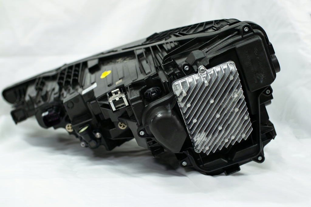 фото №8, Лампа фара audi q8 matrix lift комплект полный