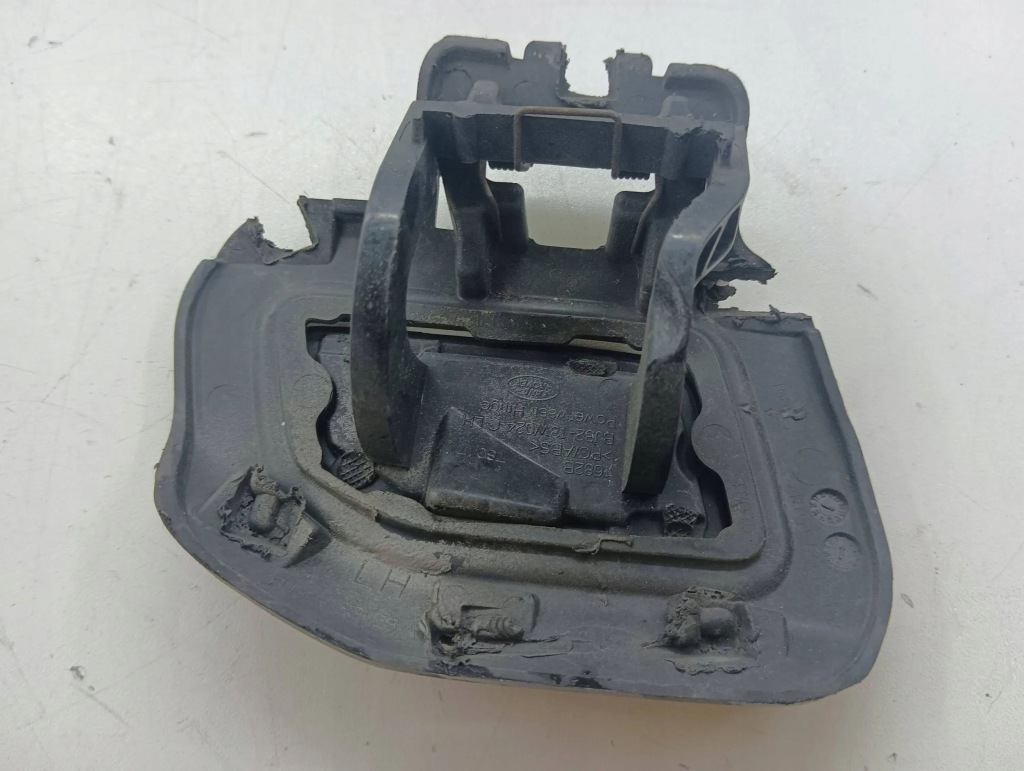 Land rover evoque 1 2015 заглушка омывателя  bj3213w024c Недорого