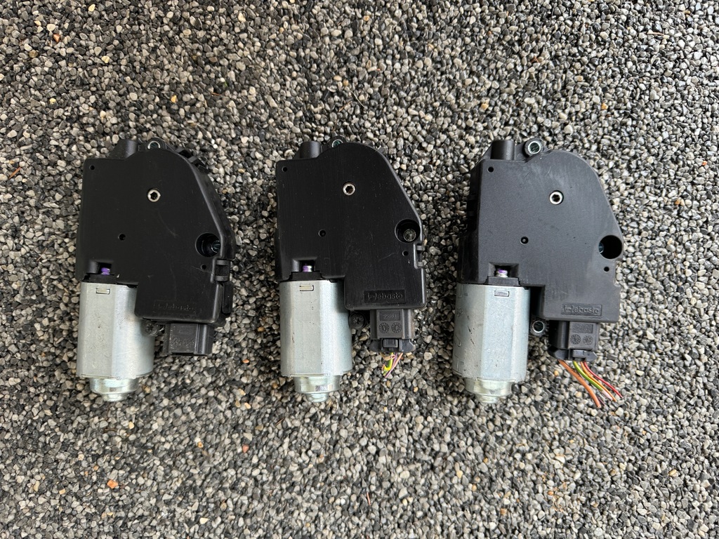 фото №1, Моторчик люк citroen ds5