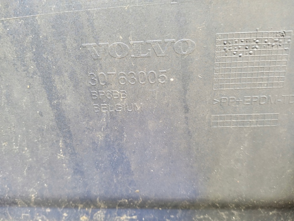 Бампер задняя задний volvo v50 lift lata 2007-2012 цвет 476-46 30763005 Киев