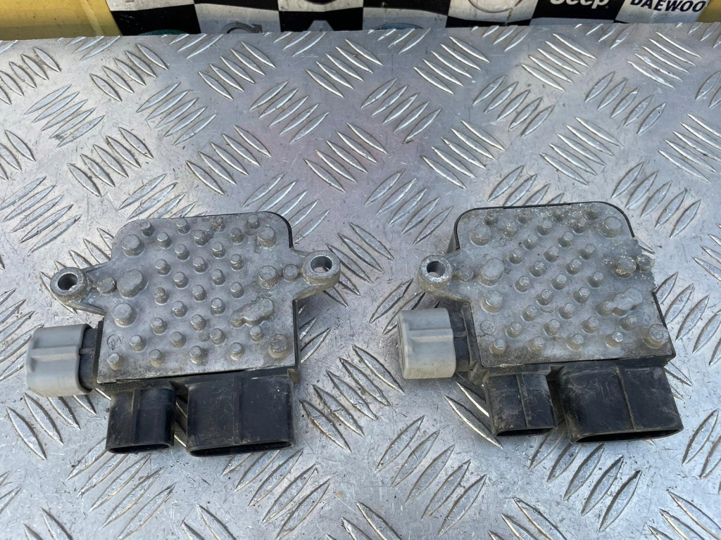 фото №3, Tesla model s блок управления вентилятора левый правый lift