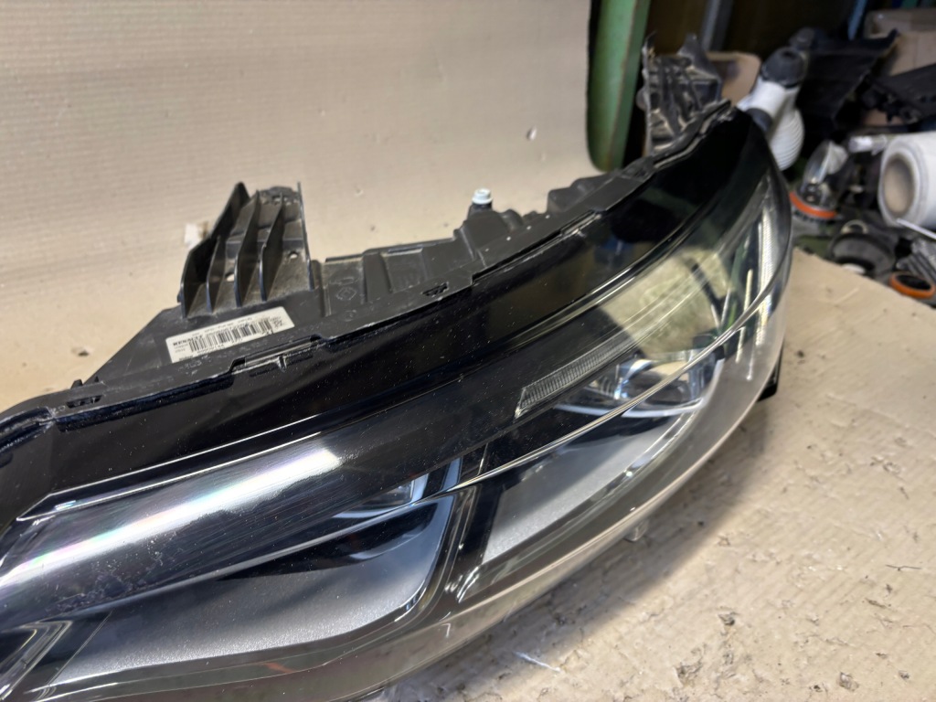Фара передня ліва renault talisman full led 2017 рік 260606722r в Україні