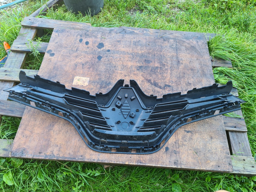 фото №9, Решётка радиатора радиатора решётка радиатора renault captur i 623102335r