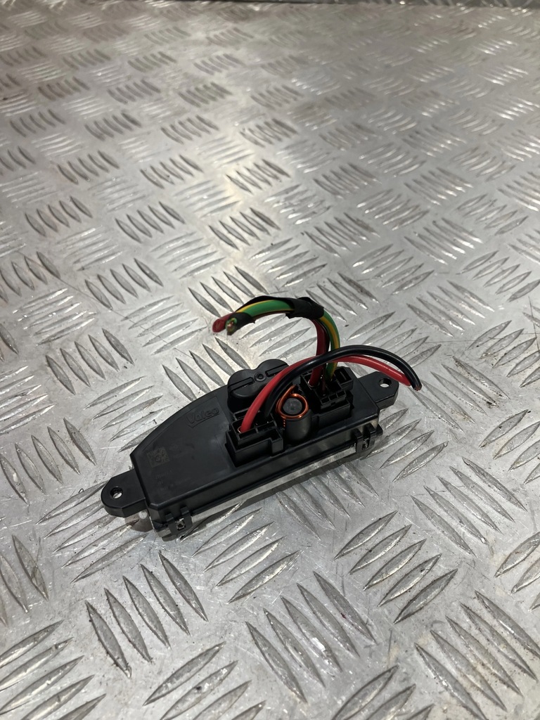 фото №1, Резистор обдув opel astra l vi 22- 9837790880