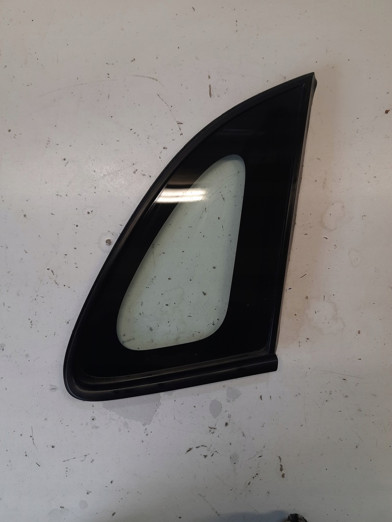 фото №1, Mitsubishi asx скло права задня трикутник