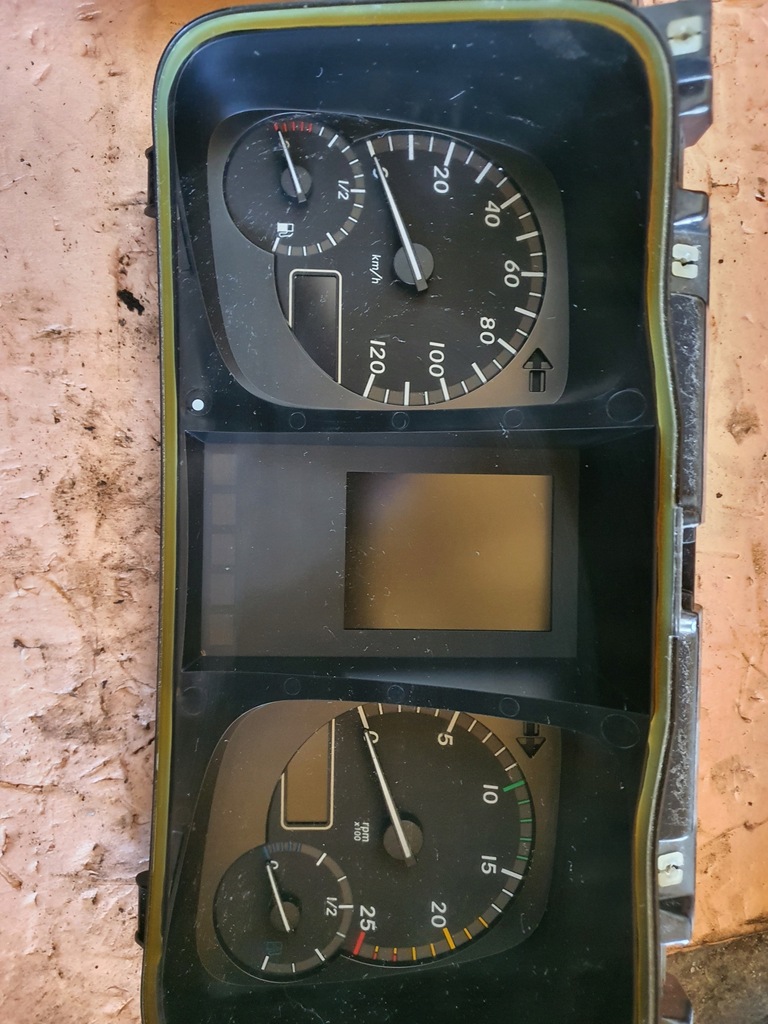 фото №1, Mercedes actros mp4 лічильник набір індикаторів a0104465021