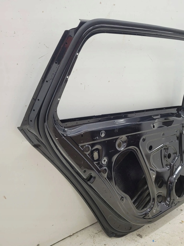 фото №14, Skoda superb iii 3 3v9 kombi 15+ дверь задняя задние левая fv