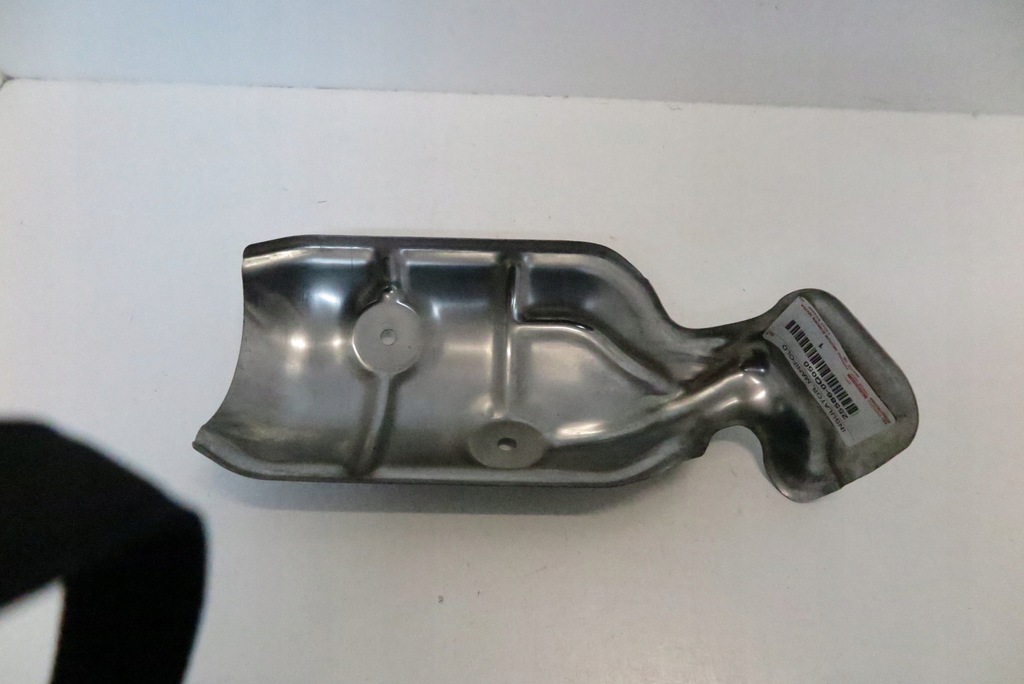 фото №1, Toyota aygo защита выхлоп 255860q050