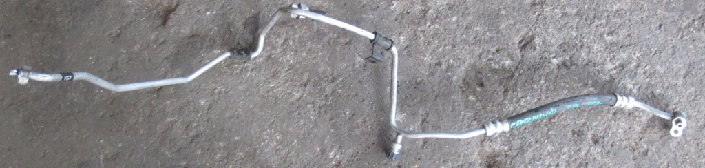 фото №3, Kia carnival ii 2.9 crdi шланг кондиционера