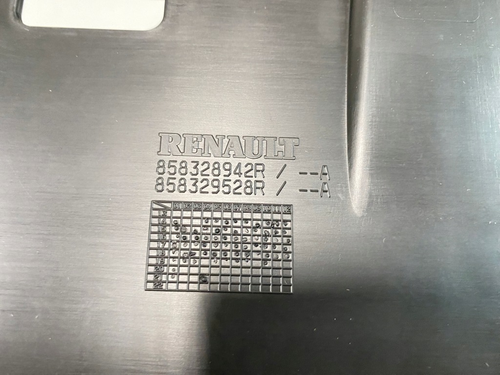 фото №6, Nowa накладка решітка радіатора решітка бампера задня renault twingo 3 iii 14-