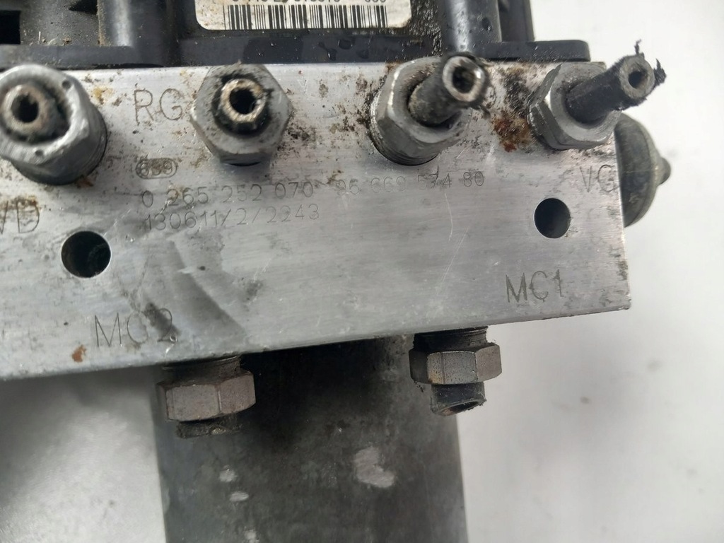 фото №7, Peugeot 308 i lift 1.6hdi насос abs механическая коробка передач 9666957480