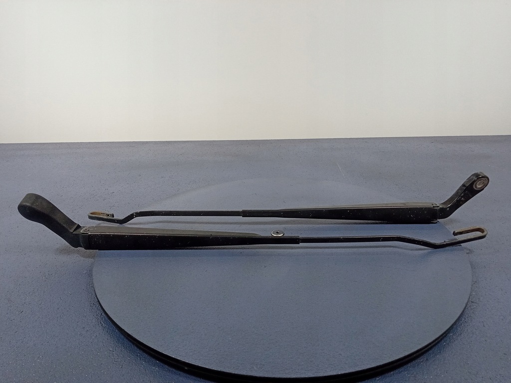 фото №1, Voyager iv caravan рычаги дворник перед