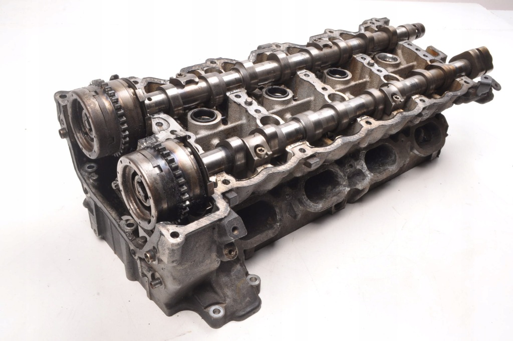 Купить Mercedes klasa s w216 купе cl 63 amg 6.2 v8 525km головка r2780163401