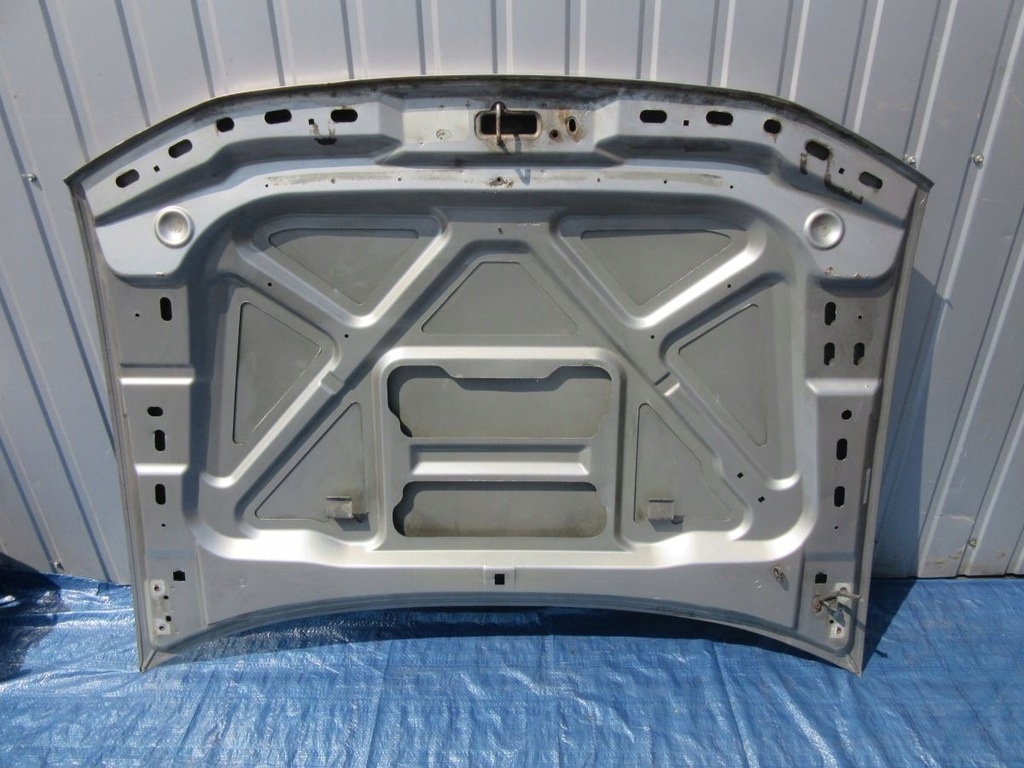 фото №8, Chevrolet trailblazer 2001 капот