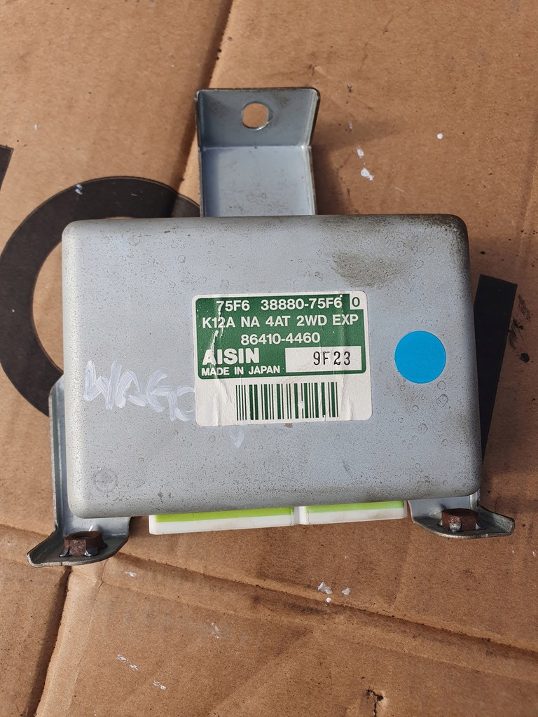 фото №13, Бампер задний задний задняя suzuki wagon r+ 2000r 1.1 1.3 benz foto отсутствует лампы