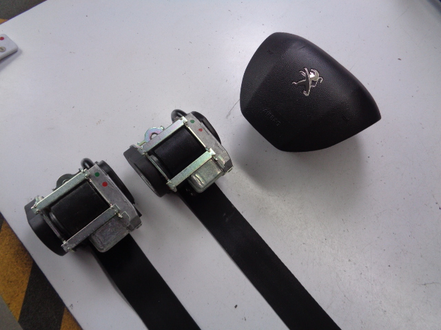 фото №6, Консоль панель приладів подушка безпеки ремені peugeot 308 ii t9 оригінал 2013-2021