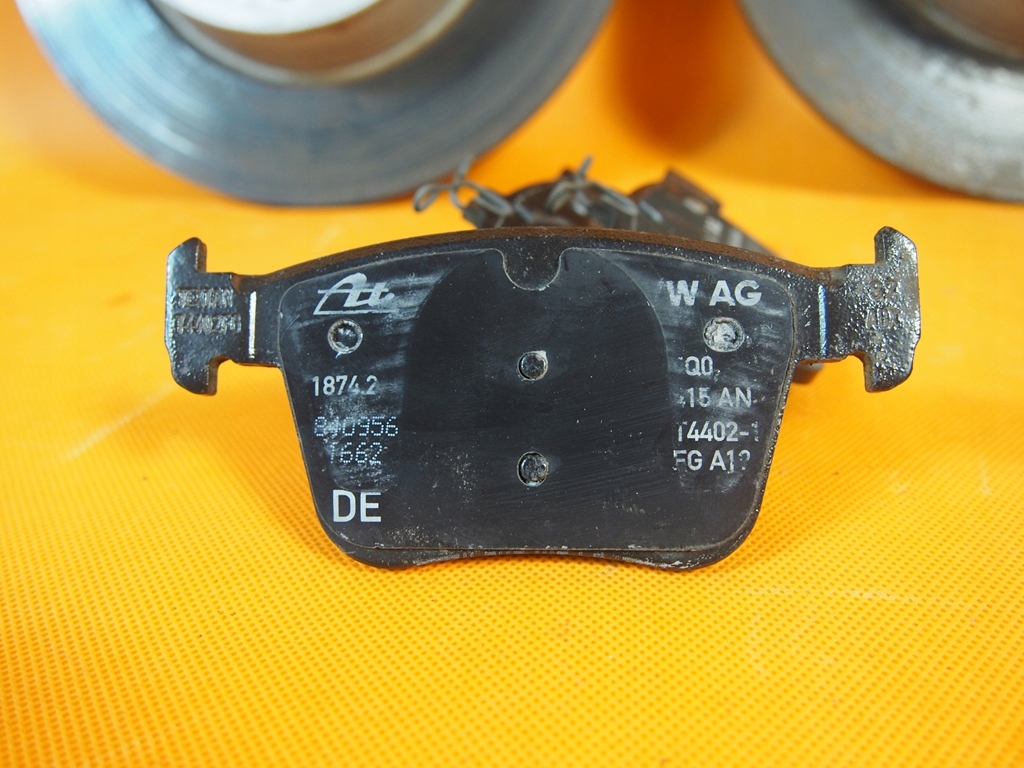 фото №12, Audi tt 8s тормозные диски тормозные задняя 272mm тормозные колодки 5q0615601d