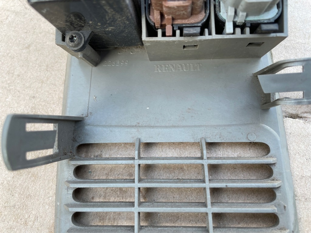 фото №4, Панель переключателей кнопок renault vel satis