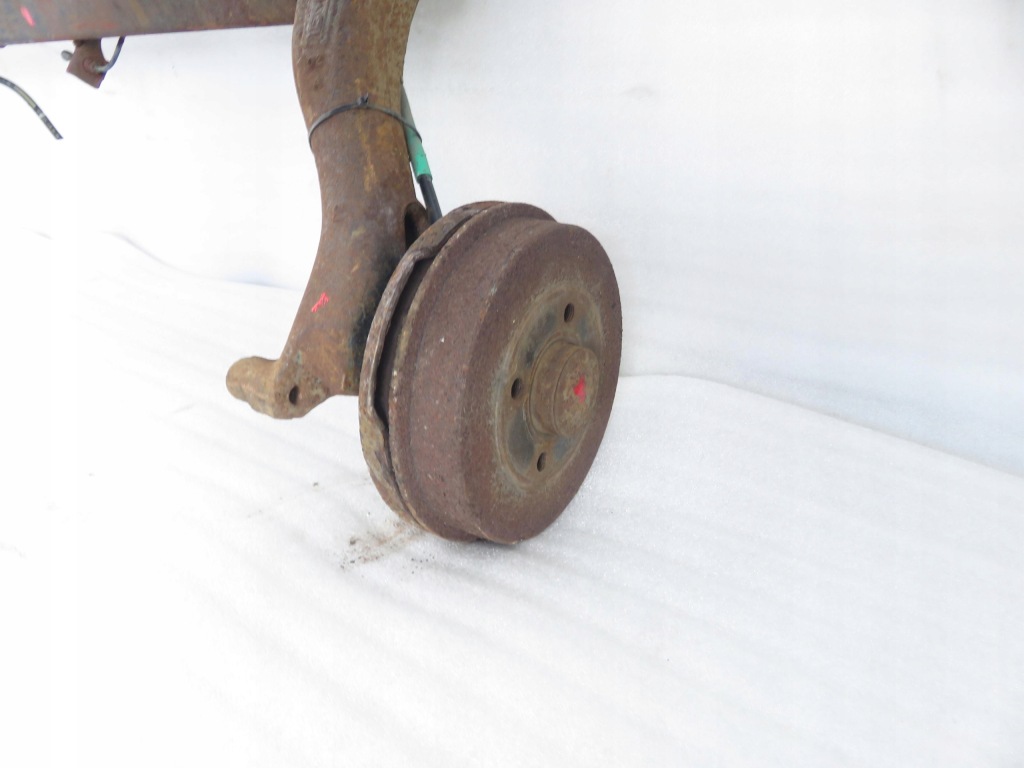 Балка задний  renault megane 1 hb в Украине