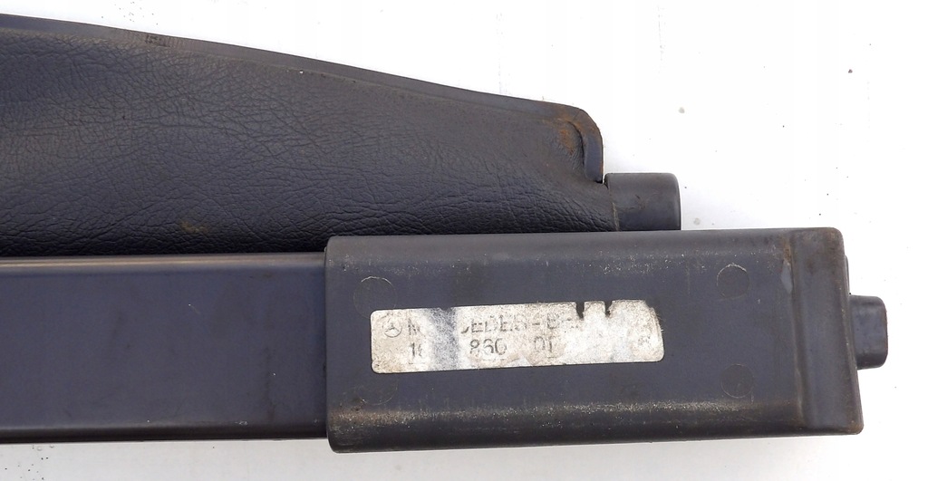 фото №5, Mercedes w168 шторка багажника