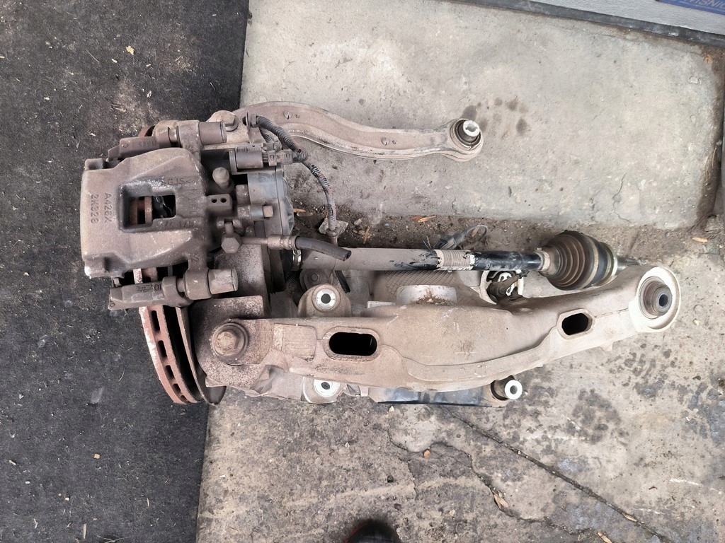 фото №10, Jaguar f-pace range rover velar l560 поворотный кулак рычаги ступица задняя l + p