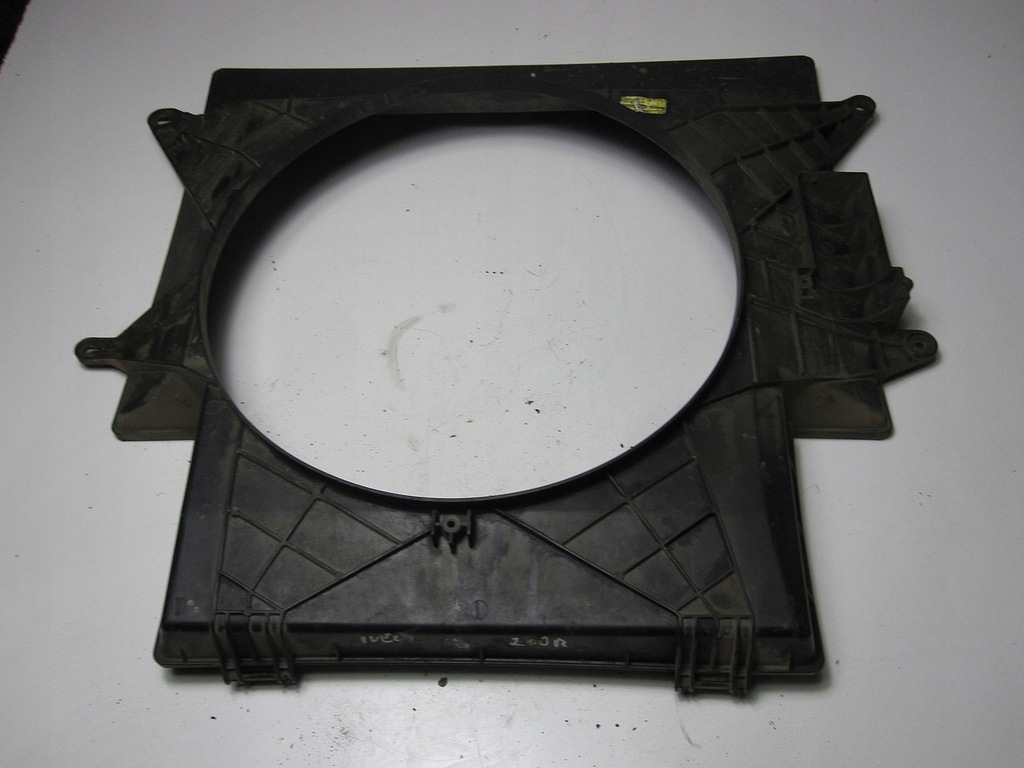 фото №1, Корпус вентилятор радіатора iveco 2.8 00r