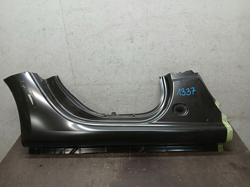 Купить Порог задний  правый smart forfour a453