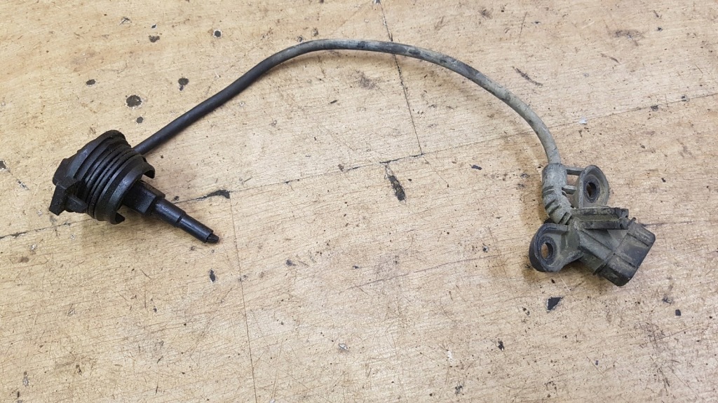 Купить Выключатель света заднего вида audi a4 b5