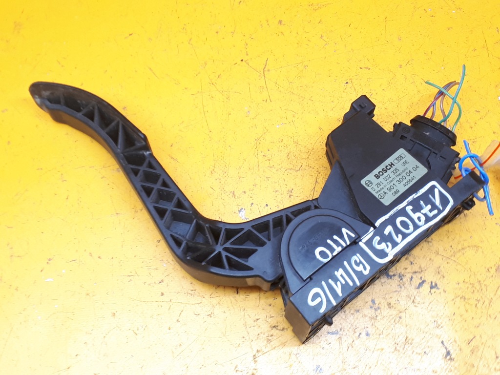 фото №7, Потенциометр газа mercedes vito w638 0281002335