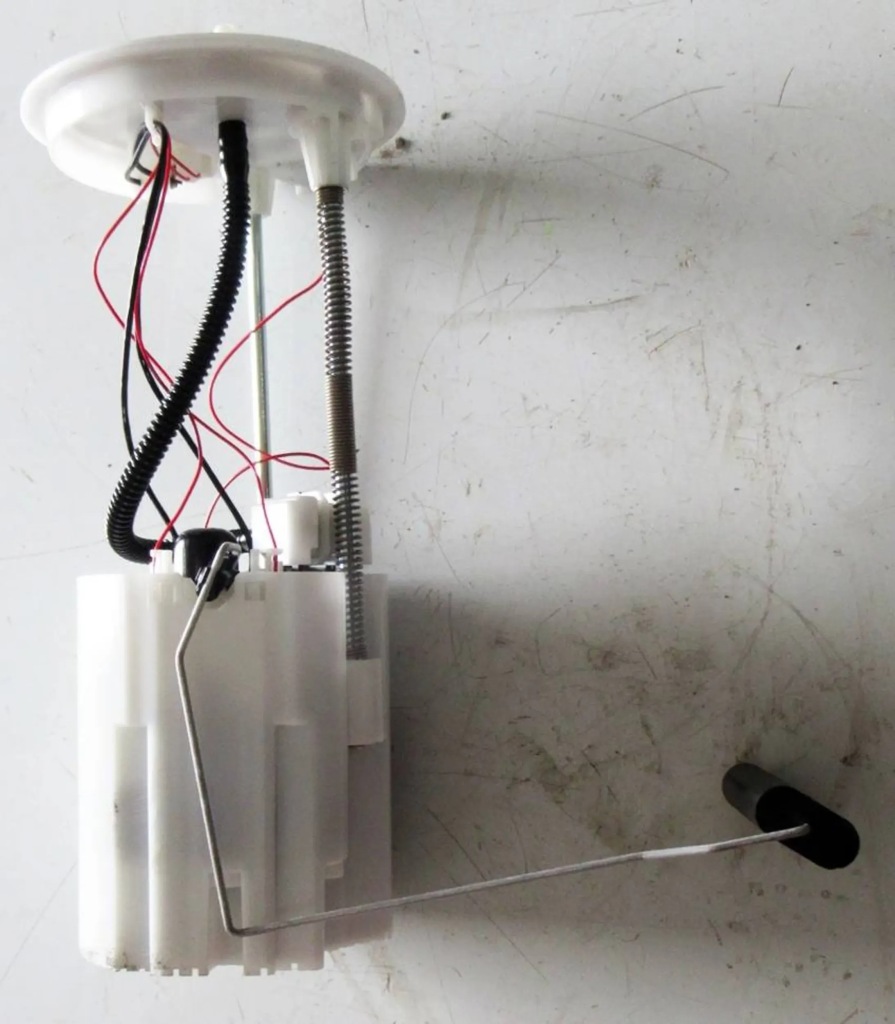 фото №1, Opel adam 1.2 xer насос пального поплавок 13356928