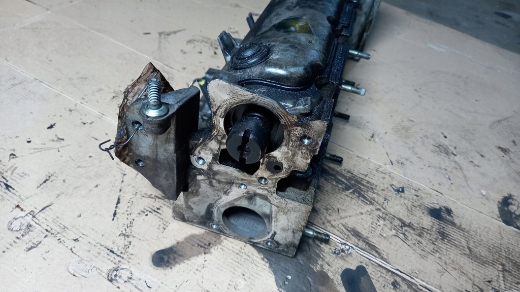 фото №4, Головка двигуна renault scenic 1.9d 03r