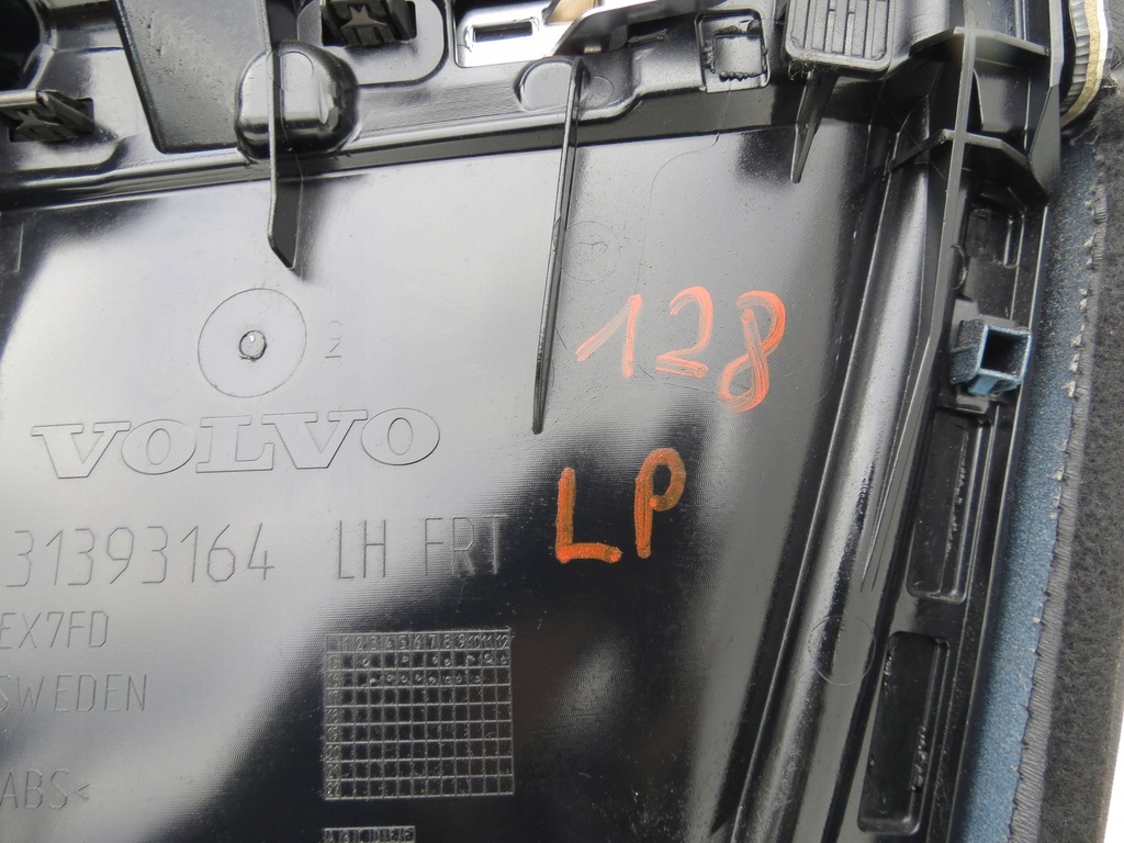 фото №10, Обшивка дверь p перед l/p задняя volvo s90 2.0 v90 31393165 31393164 31393232