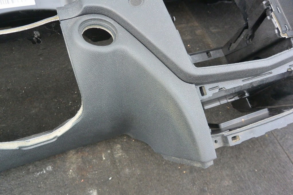 фото №5, Консоль панель приладів панель приладів mercedes-benz оригінальний номер a2046803787