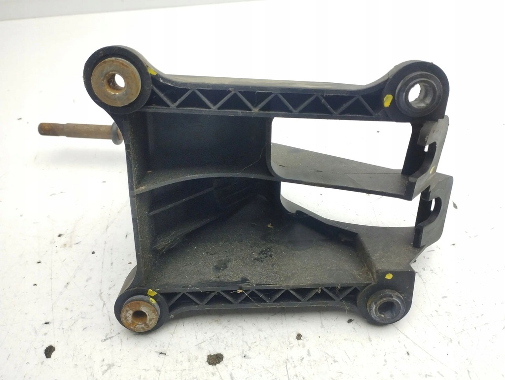 фото №6, Toyota corolla verso ar10 домкрат переключения передач 2006