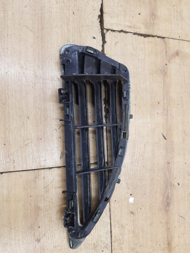 Решётка бампера перед 2szt комплект renault megane i Оригинал