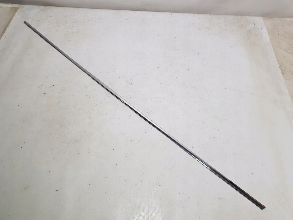 Купить Молдинг дверь хром уплотнитель левый перед mercedes w207 c207