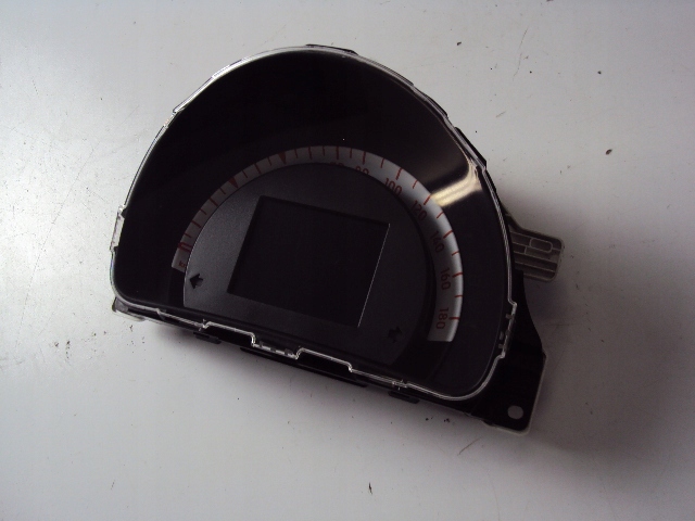 фото №1, Лічильник прилади smart forfour a453 1.0 tce 18 rok