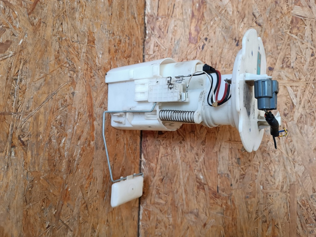 17040cf00a насос топлива nissan 350z с Разборки